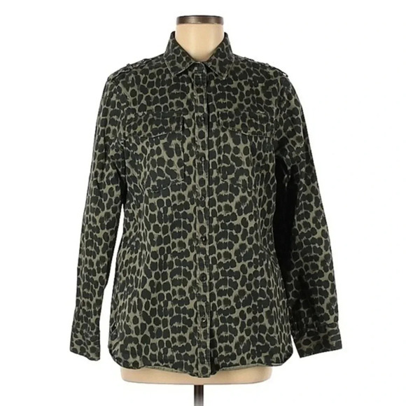 Banana Republic | Heritage Green Leopard Print Button Down Blouse Size Medium - Picture 2 of 3